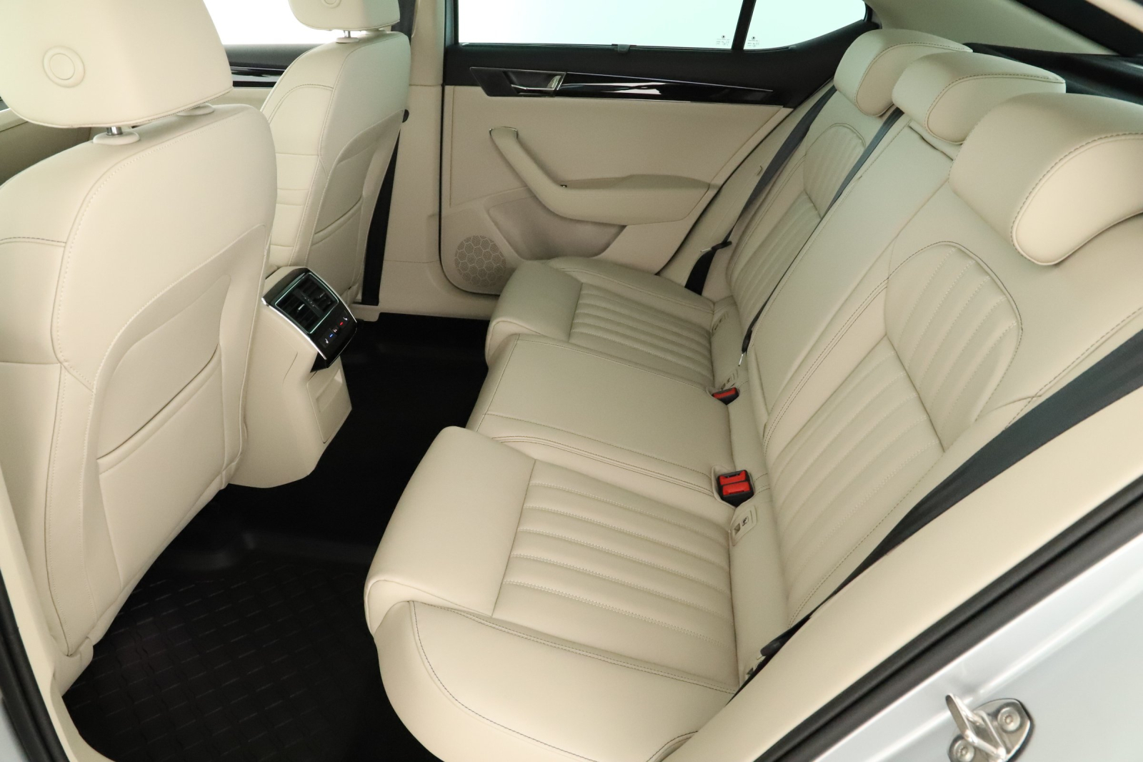 Škoda Superb - 2022