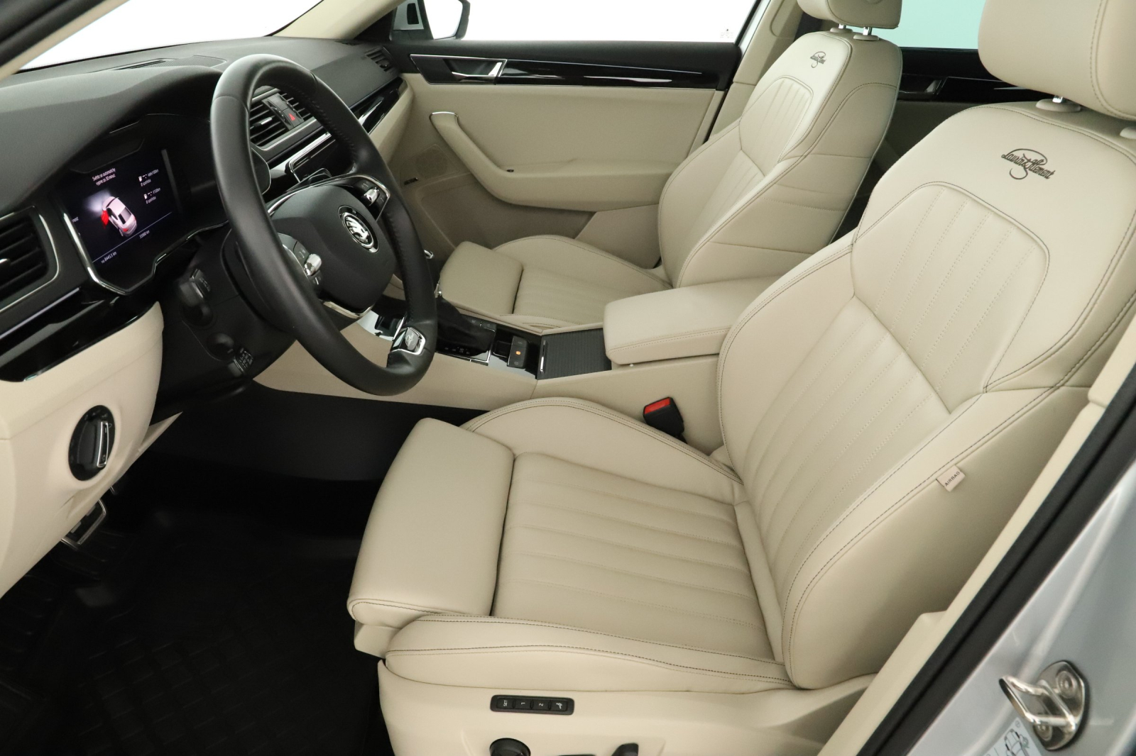 Škoda Superb - 2022