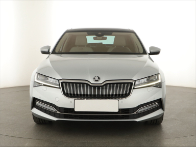 Škoda Superb - 2022