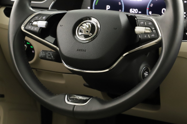 Škoda Superb - 2022