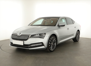 Škoda Superb - 2022