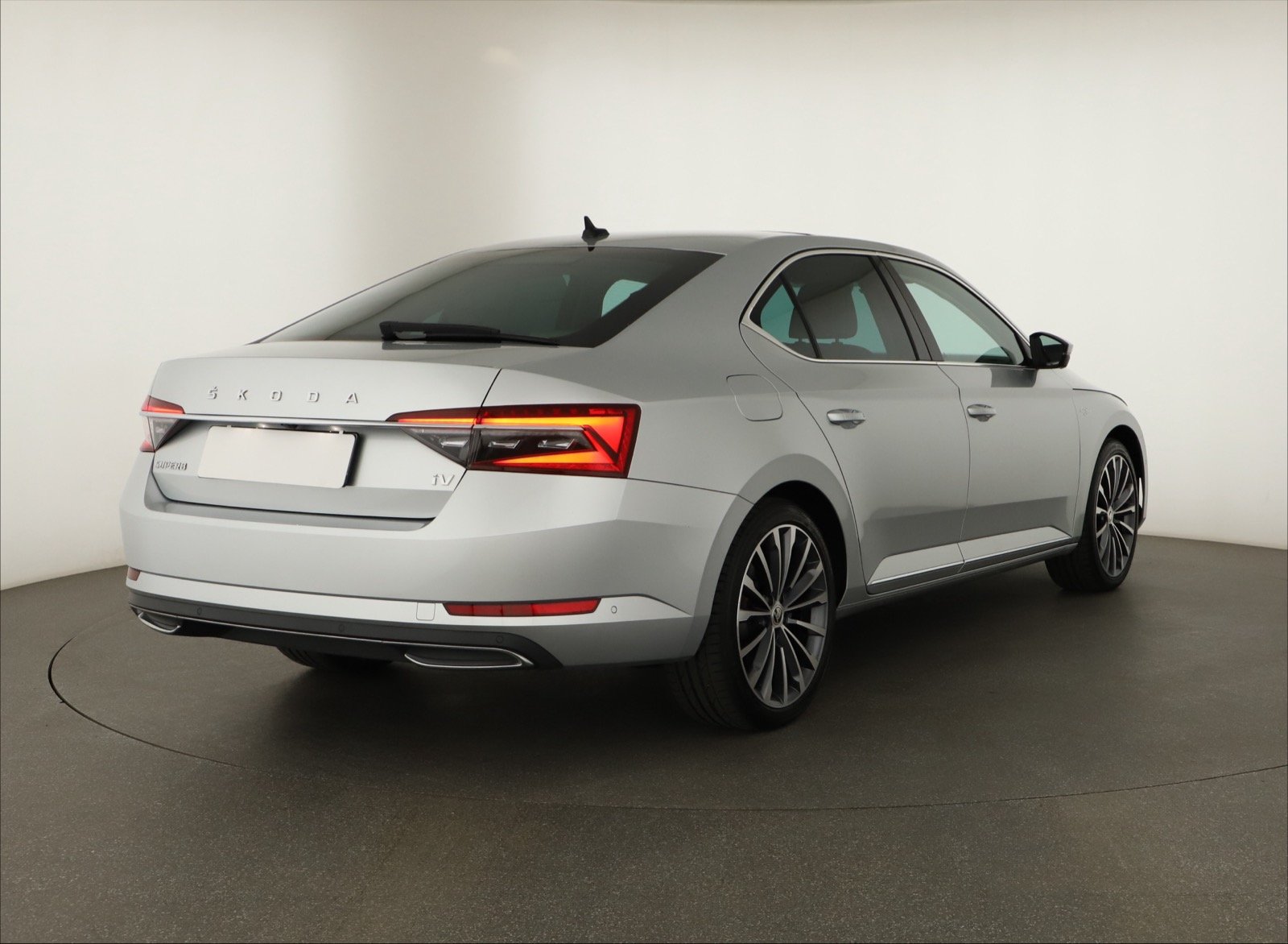 Škoda Superb - 2022