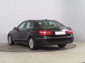 Mercedes-Benz E - 2012