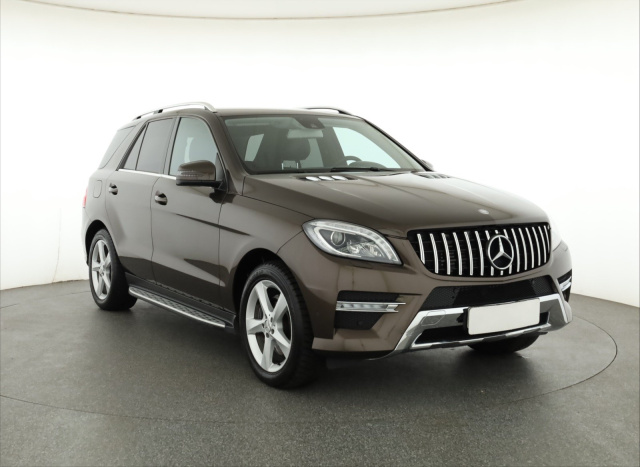 Mercedes-Benz ML 2014