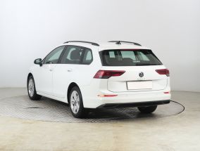 Volkswagen Golf - 2021