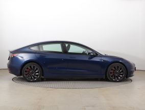 Tesla Model 3 - 2022