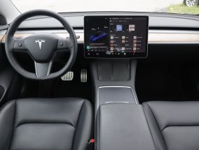 Tesla Model 3 - 2022