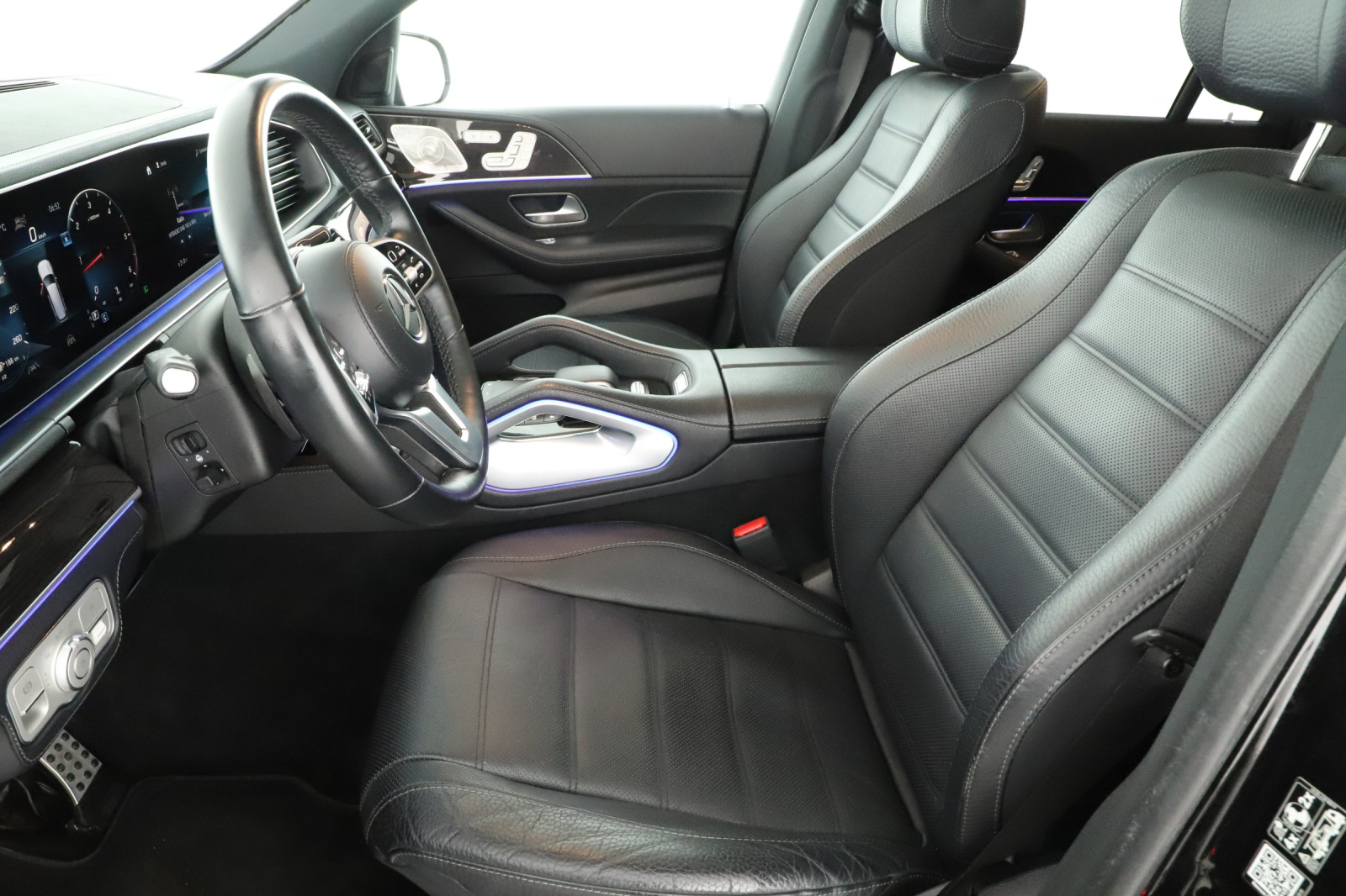 Mercedes-Benz GLS - 2023