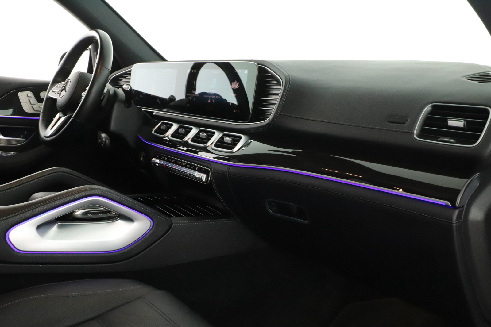 Mercedes-Benz GLS - 2023