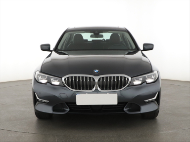 BMW 3 - 2021
