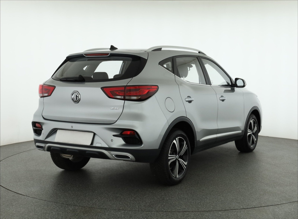 MG ZS SUV