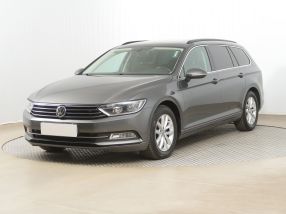 Volkswagen Passat - 2016