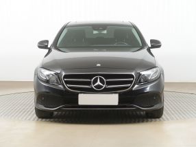 Mercedes-Benz E - 2016