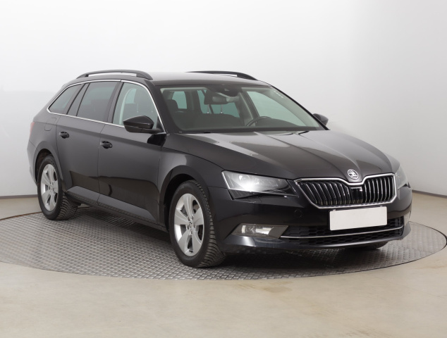Škoda Superb 2016