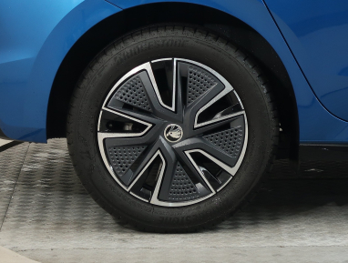 Škoda Fabia - 2023