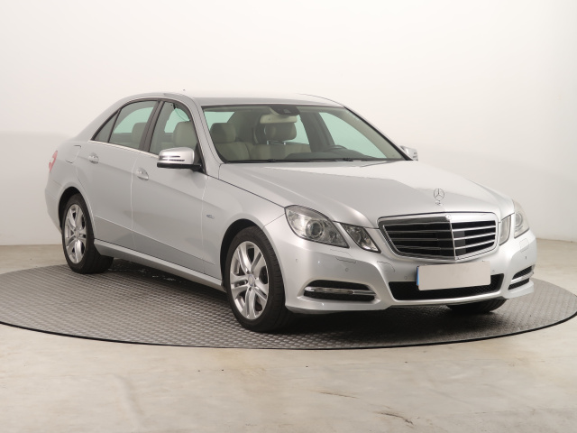 Mercedes-Benz E 2010