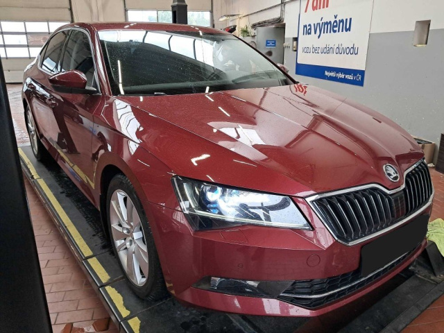 Škoda Superb 2016