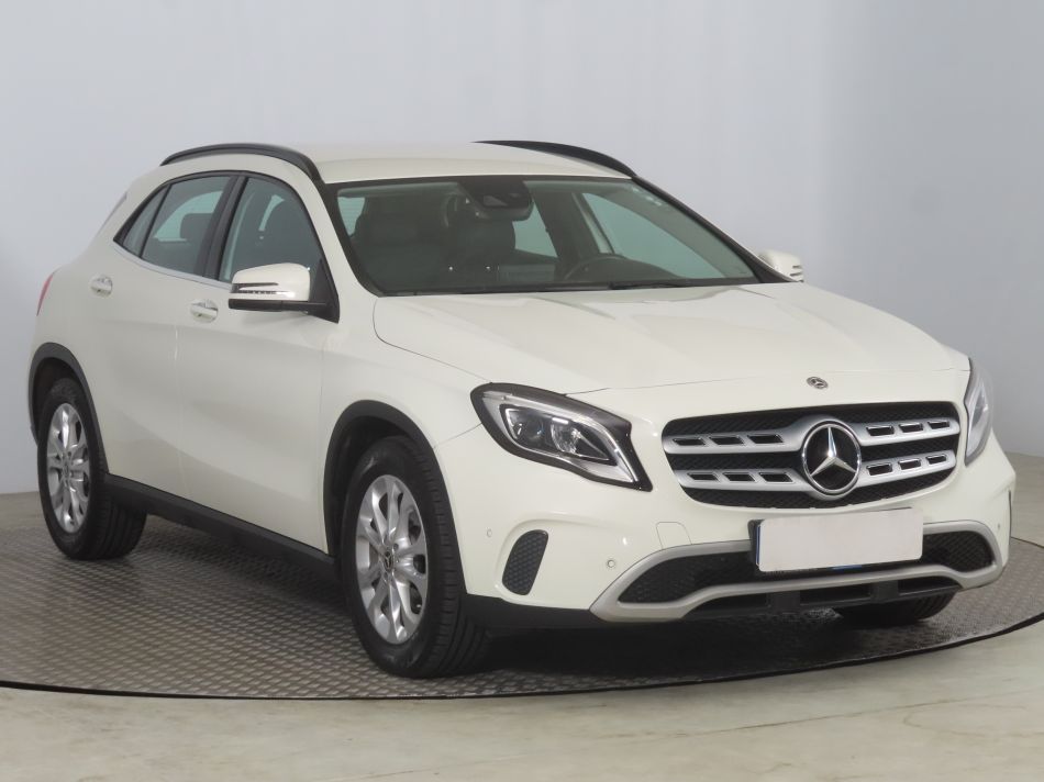 Mercedes-Benz GLA - 2018