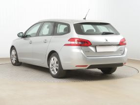 Peugeot 308 - 2015