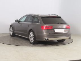Audi Allroad - 2013