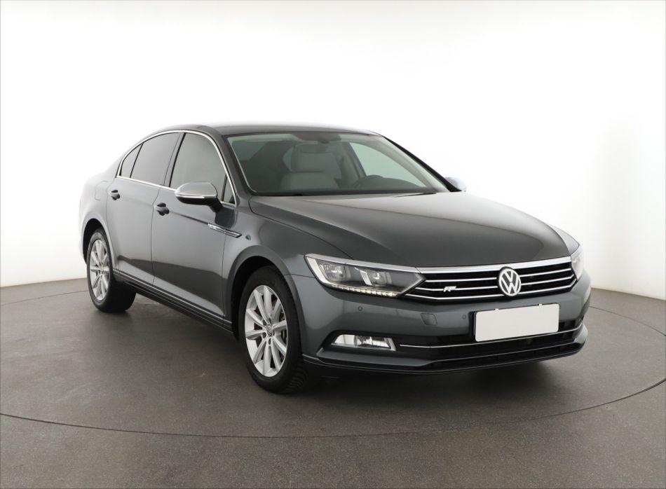 Volkswagen Passat - 2017