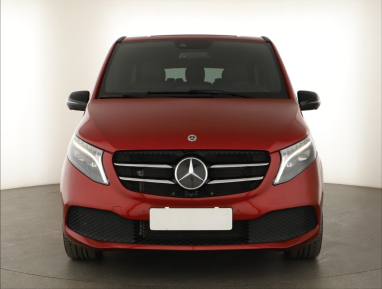 Mercedes-Benz V - 2023