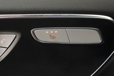 Mercedes-Benz V - 2023