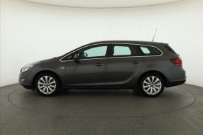 Opel Astra - 2011