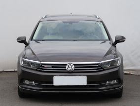 Volkswagen Passat - 2015