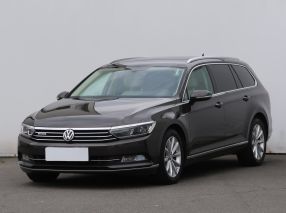 Volkswagen Passat - 2015