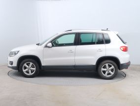 Volkswagen Tiguan - 2012