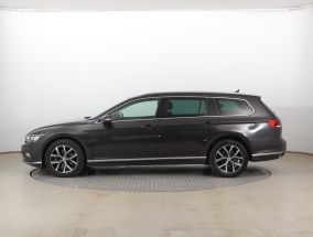 Volkswagen Passat - 2020