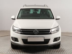 Volkswagen Tiguan - 2015