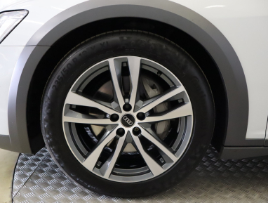 Audi Allroad - 2022