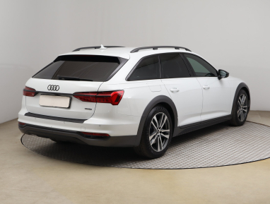 Audi Allroad - 2022