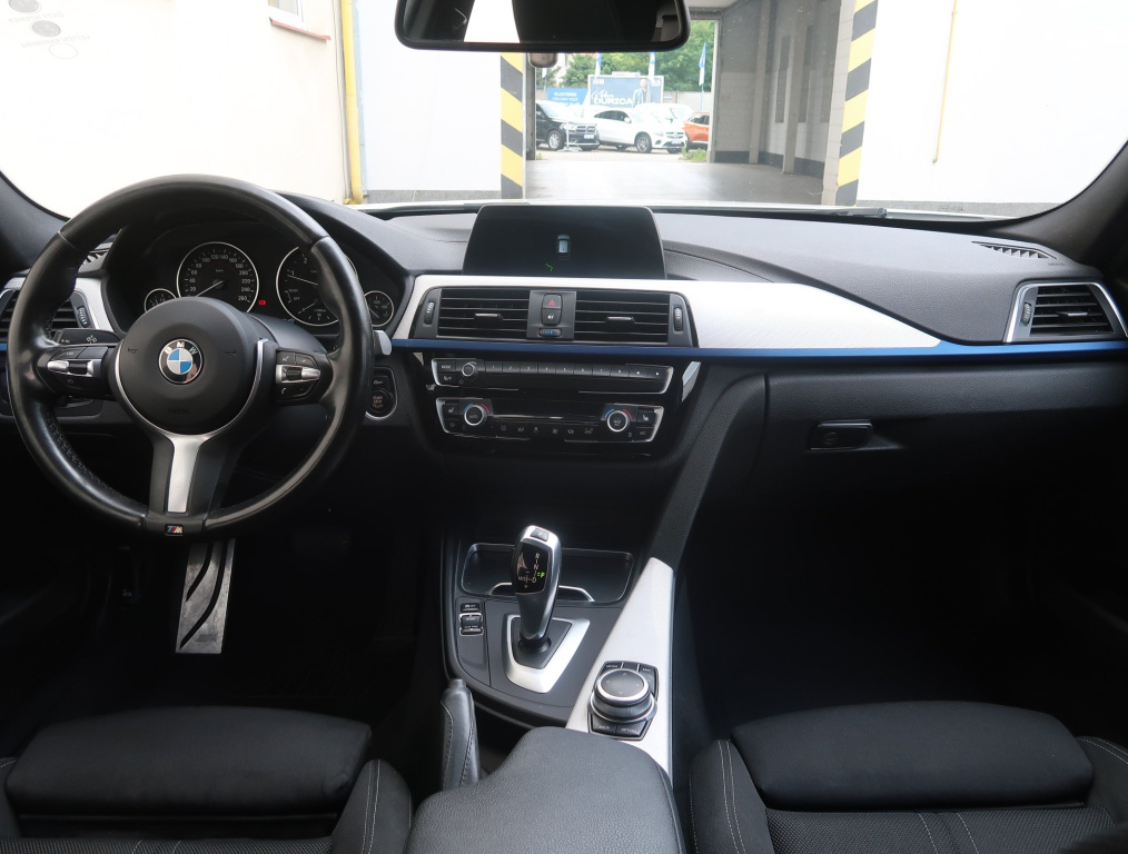 BMW 3
