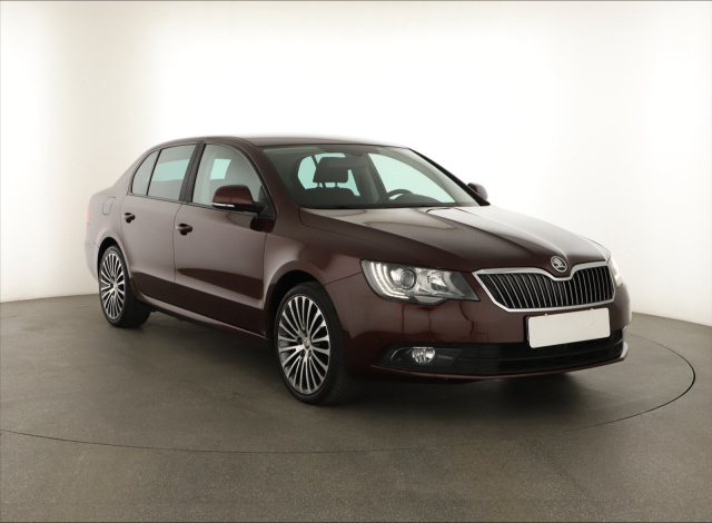 Škoda Superb 2014