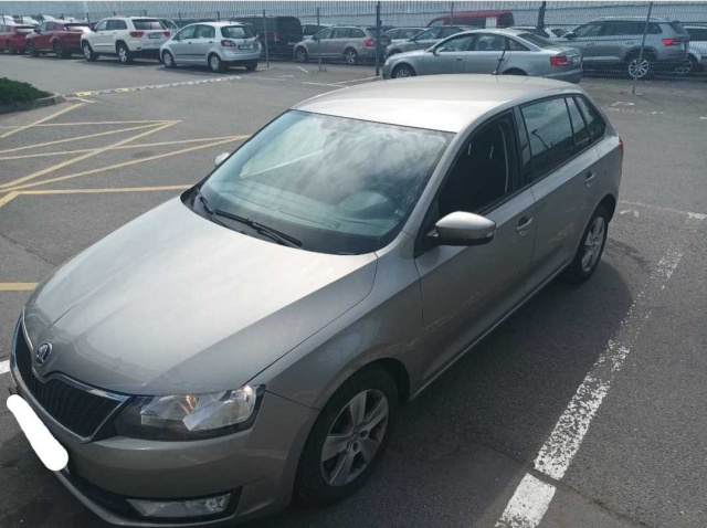 Škoda Rapid Spaceback 2015
