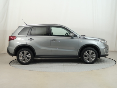 Suzuki Vitara - 2022
