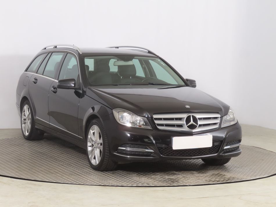 Mercedes-Benz C - 2014