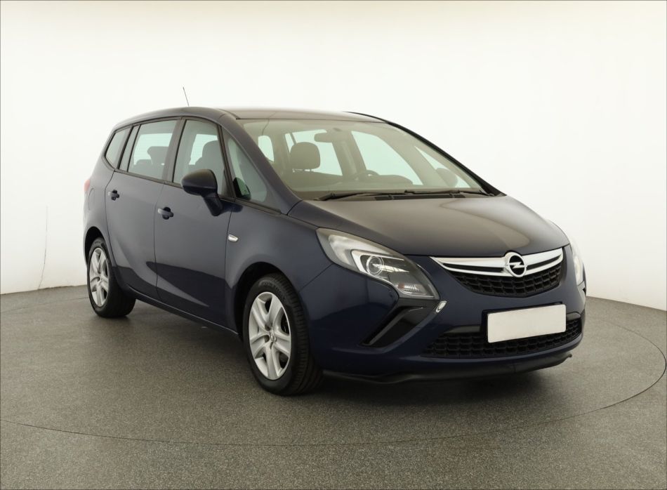 Opel Zafira - 2016