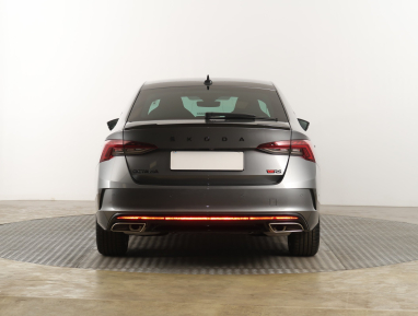 Škoda Octavia - 2023