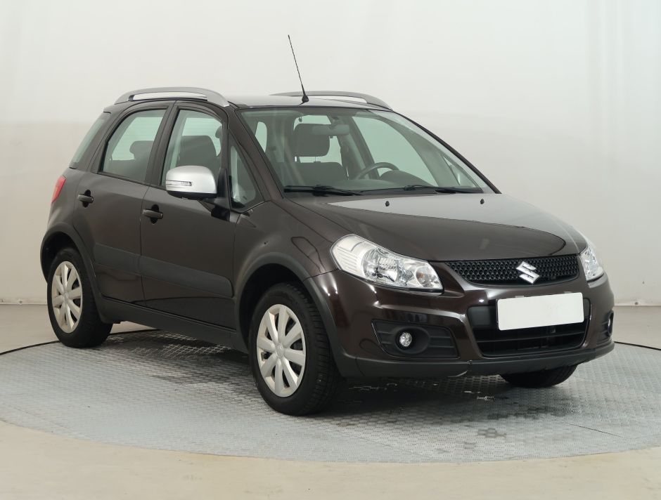 Suzuki SX4 - 2013