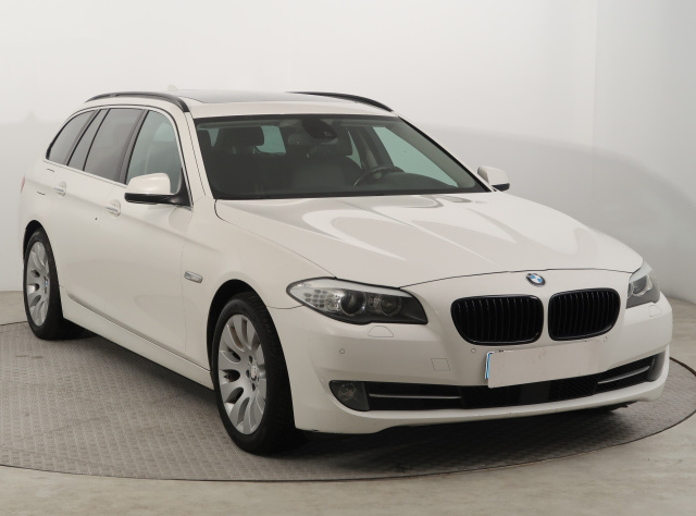 BMW 5 2011