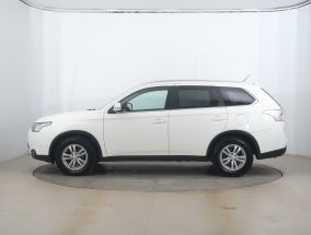 Mitsubishi Outlander - 2014