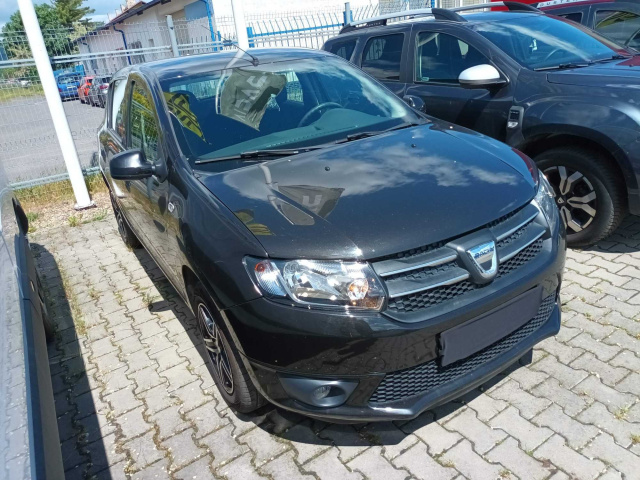 Dacia Sandero 2015