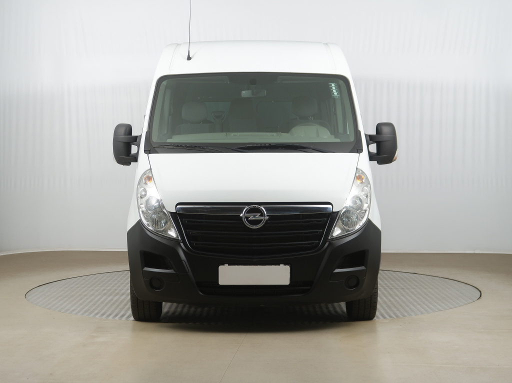 Opel Movano