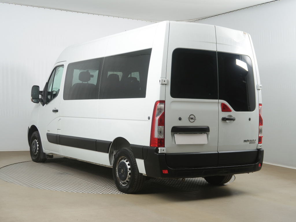Opel Movano
