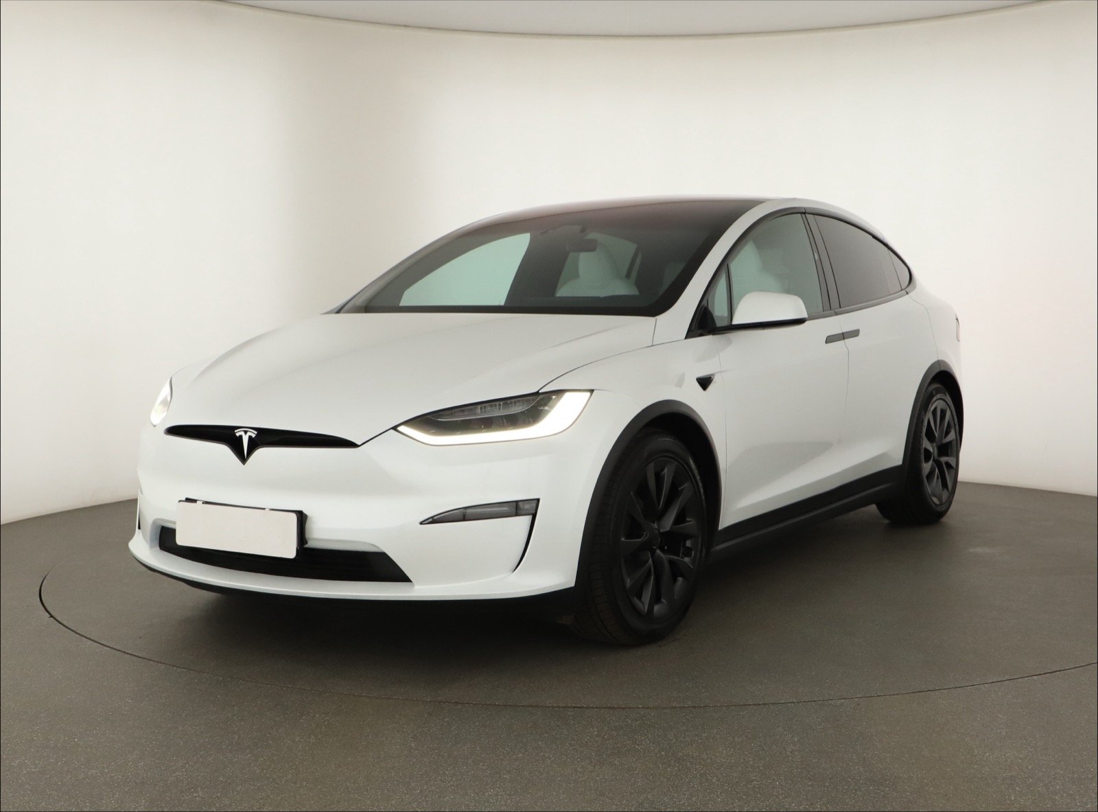 Tesla Model X - 2023
