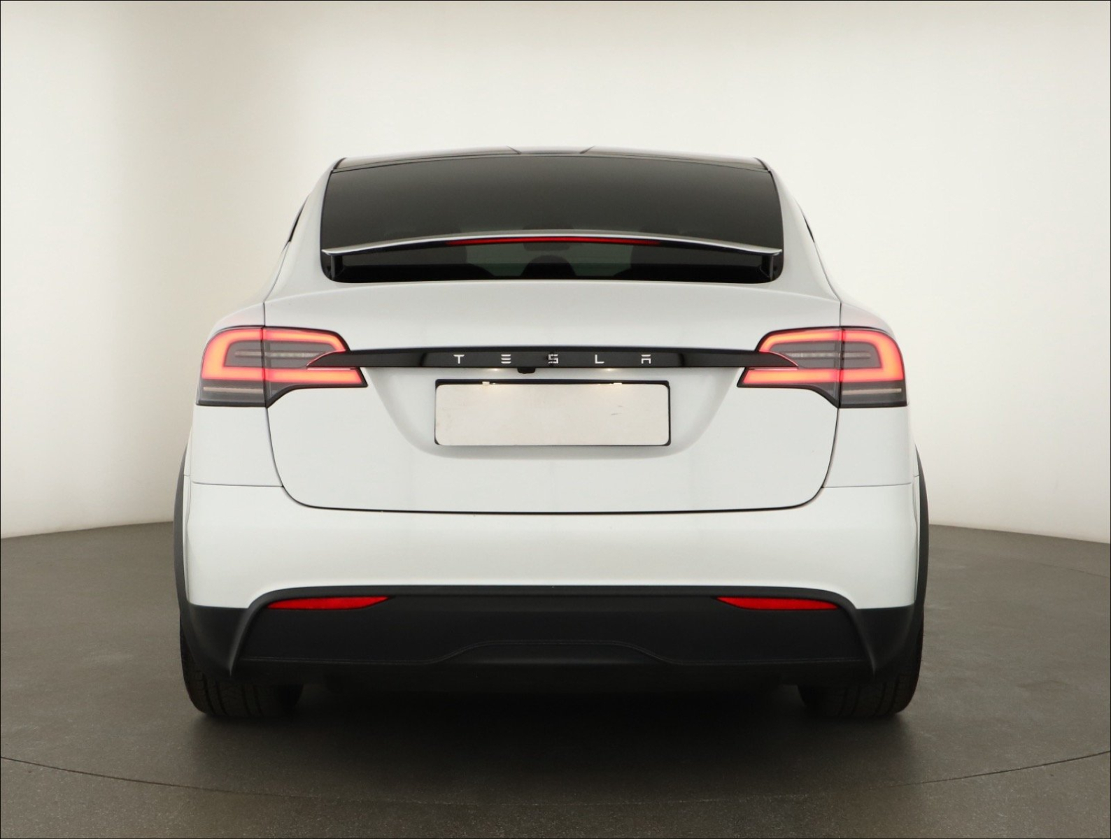 Tesla Model X - 2023